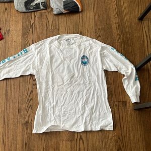 Boys extra large billabong long sleeve t-shirt